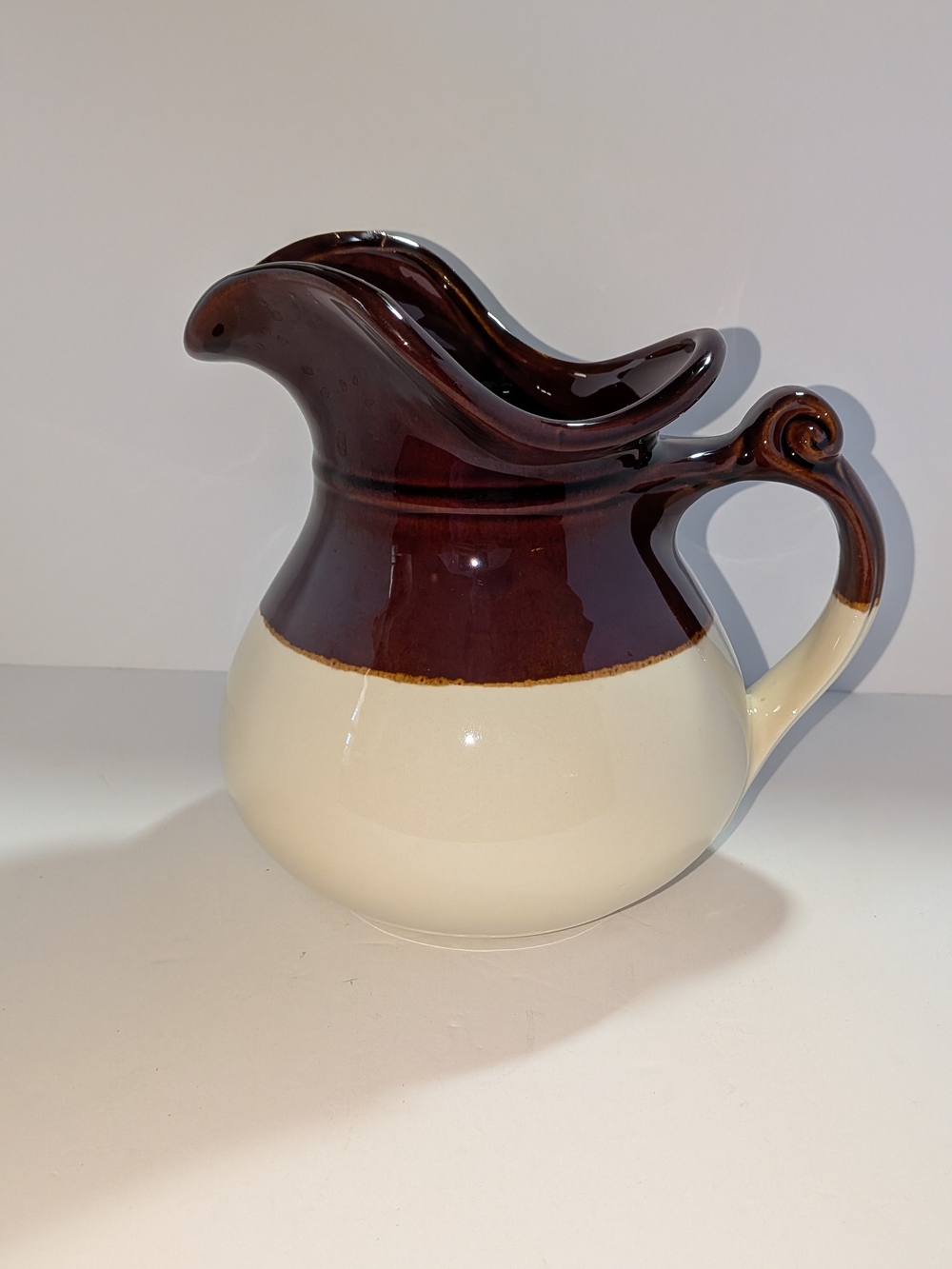 McCoy Pitcher 7515 Brown Drip Glaze Pottery Vintage USA EUC 7.5" T x 7.5" W x 6"